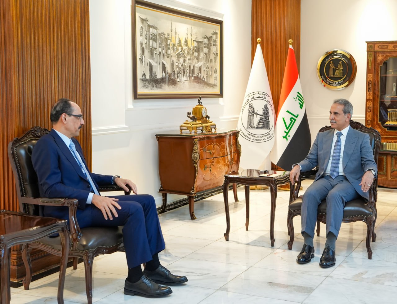 رئيس مجلس القضاء الأعلى يبحث مع رئيس جهاز المخابرات التركي قضايا مكافحة الإرهاب ذات الطابع الإقليمي