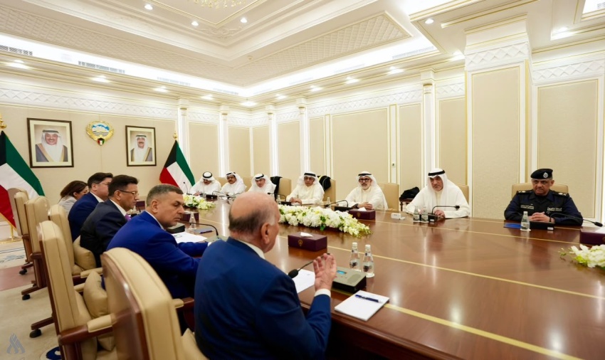 وزير الخارجية يعلن من الكويت الإفراج عن الصيادين العراقيين المحتجزين