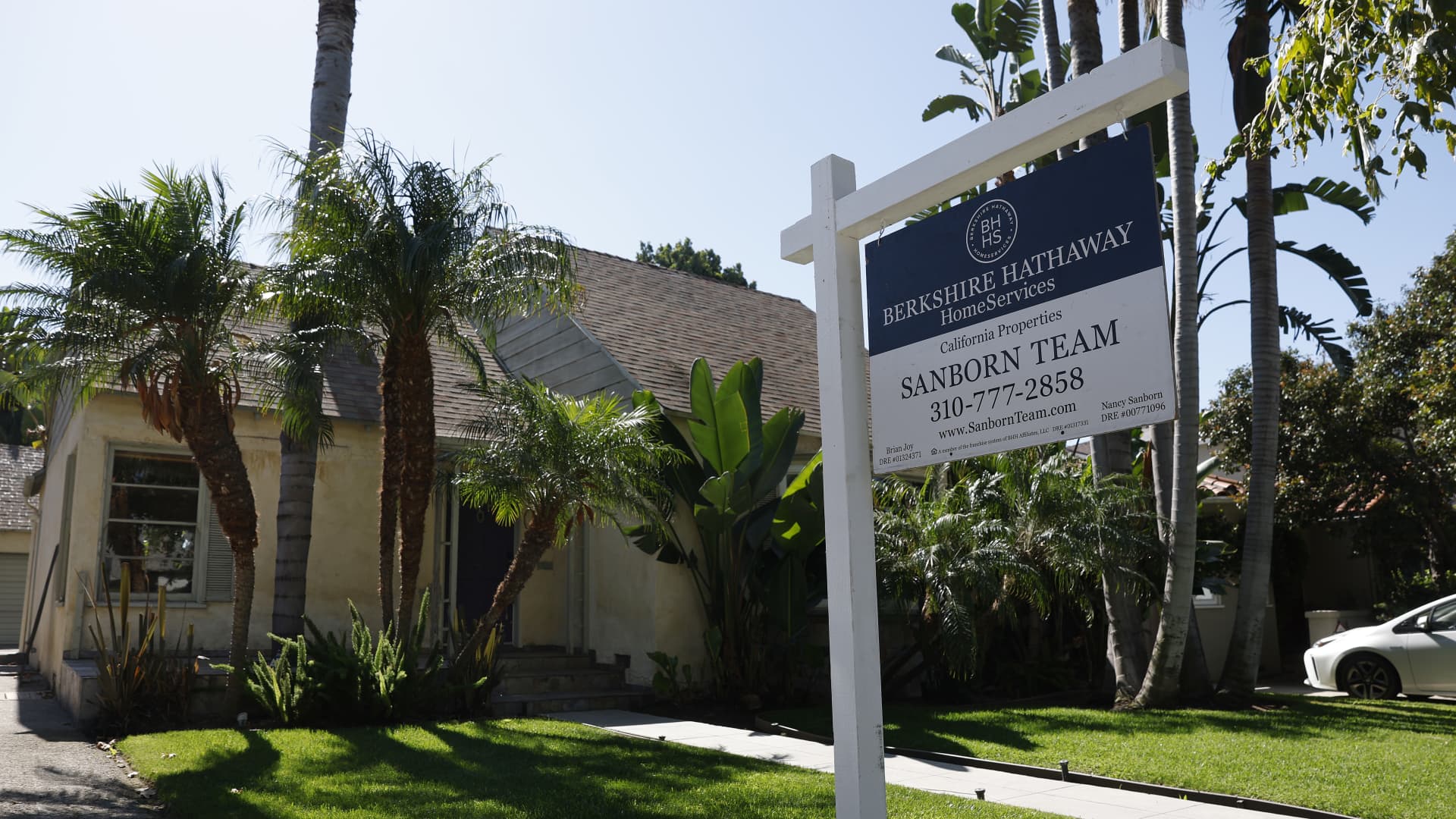 Wall Street is selling more rental homes, as buying ban takes effect