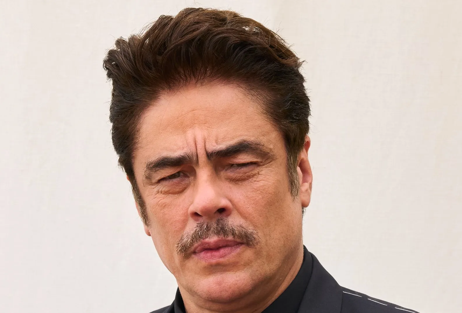 Benicio Del Toro Joins Ben Stiller in Apple TV Comedy ‘Protective Custody’