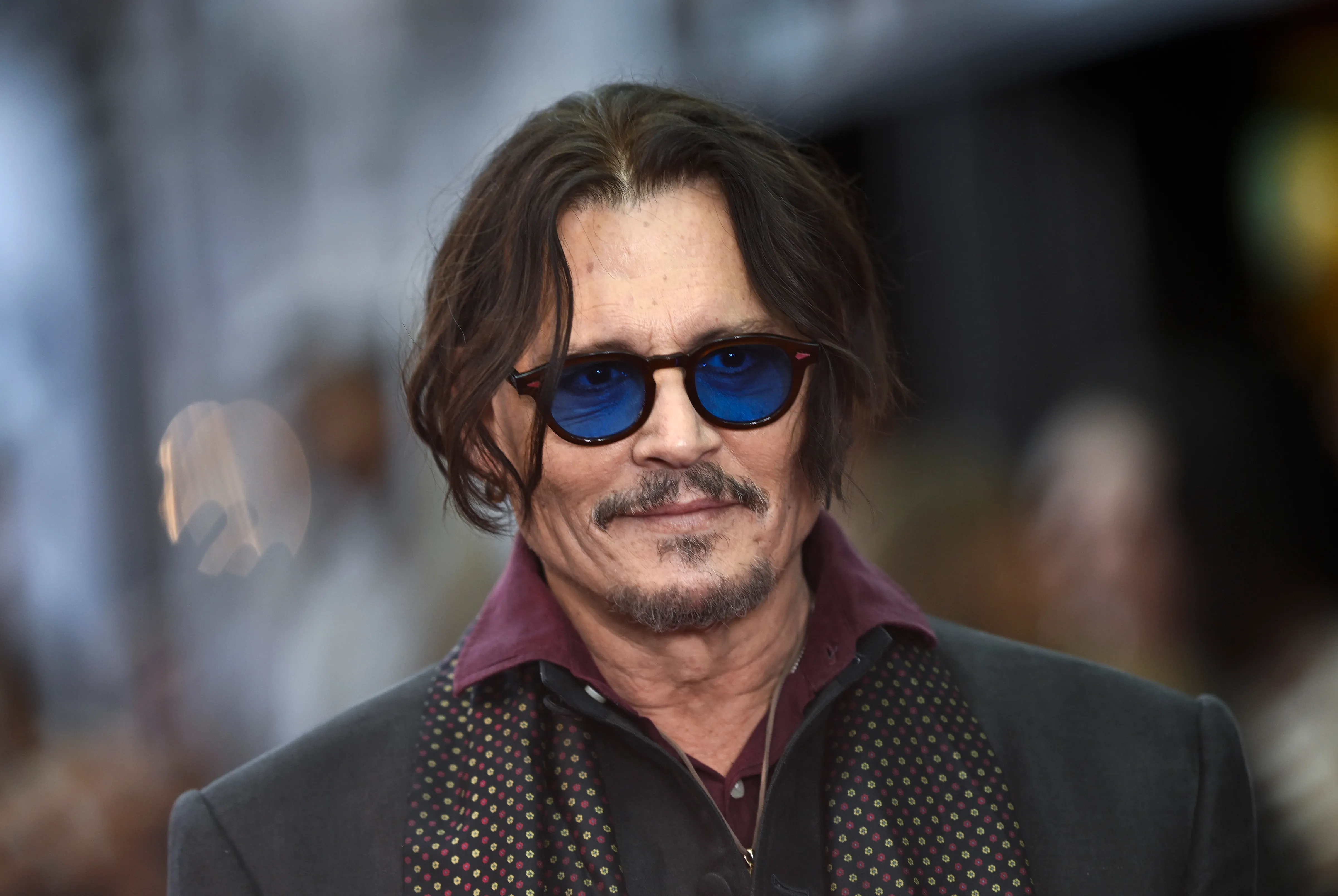Johnny Depp Makes Surprise Comic-Con Appearance as Ebenezer Scrooge