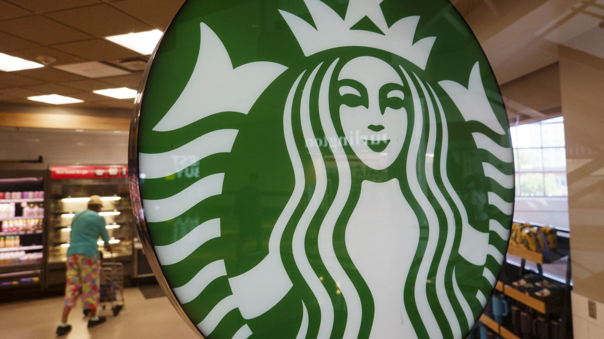 Starbucks is about to report earnings. Here's what to expect