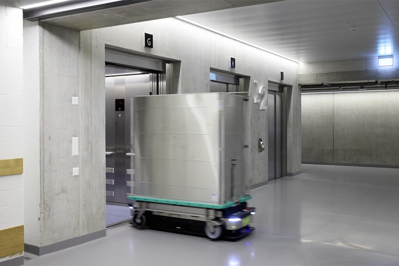 Schindler’s elevators and digital solutions help robots navigate major hospital in Europe