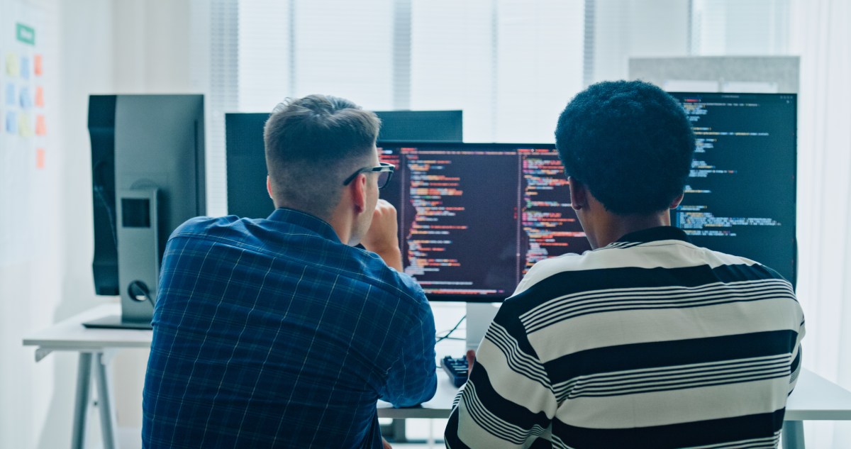 Forward-deployed engineers are the AI industry’s latest talent obsession