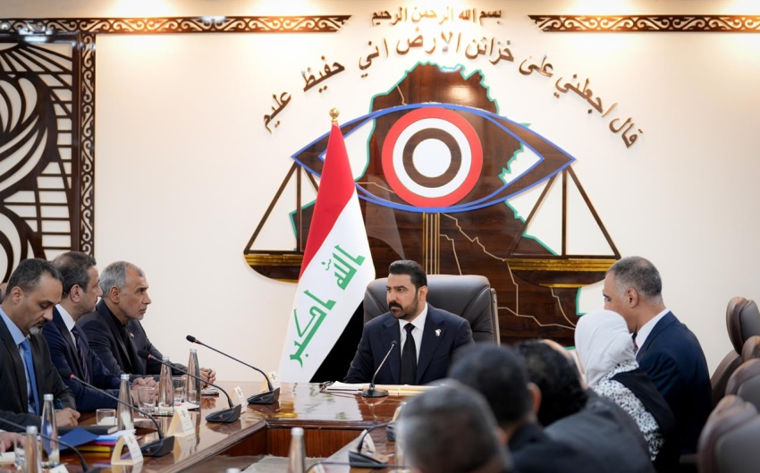 الزيدي يصدر توجيهات خلال زيارته الى ديوان الرقابة المالية