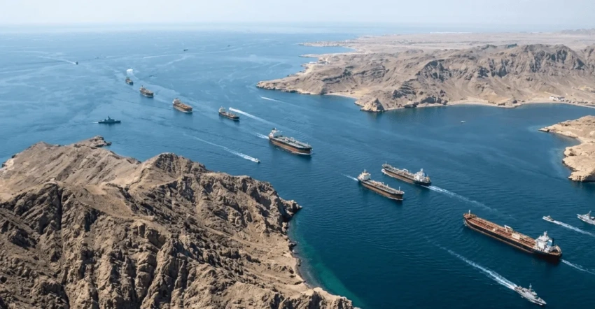 أمريكا ترجح التوصل لاتفاق مع ايران بشأن هرمز غداً.. والنفط يهوي
