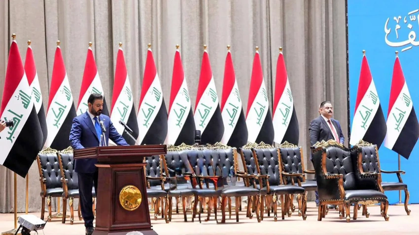 اقتصادي: الإطار الحاكم يتدخل بالقرارات المالية ويقيد صلاحيات الحكومة