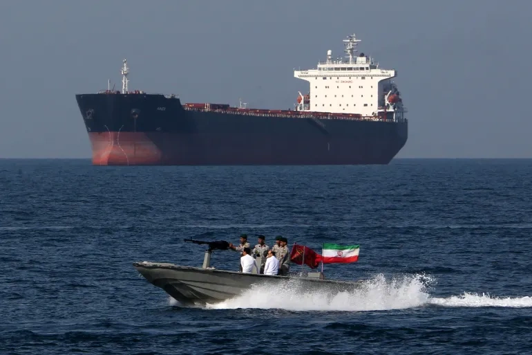 خبير نفط وطاقة: مضيق هرمز سيغلق عاماً كاملاً .. والعراق أمام معركة نفوذ النفطي بين واشنطن وبكين