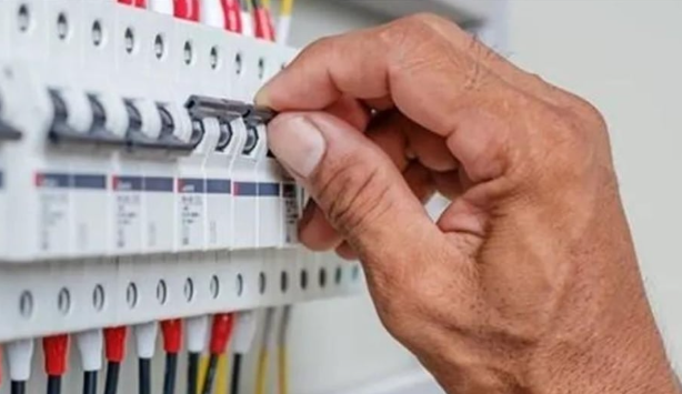 مشغل مولدة يختفي بعد جباية 11 مليون دينار من مشتركي مولدة أهلية في كربلاء
