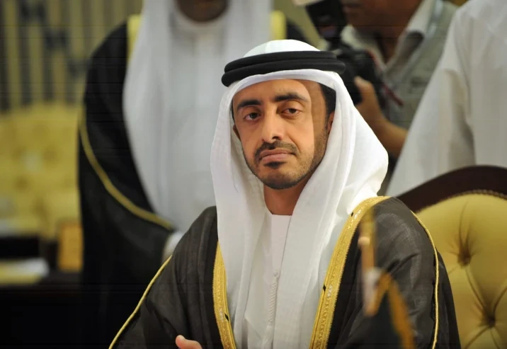 عبدالله بن زايد: الإمارات تتضامن مع الكويت وتدعم إجراءاتها لإحباط أي مخطط إرهابي
