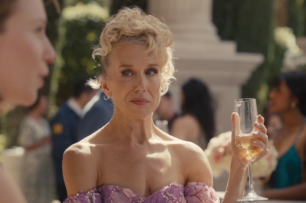 ‘Hacks’ Star Lauren Weedman on Appearing Four Emmy-Nominated Comedies This Year and How Bell’s Palsy Changed Her Career