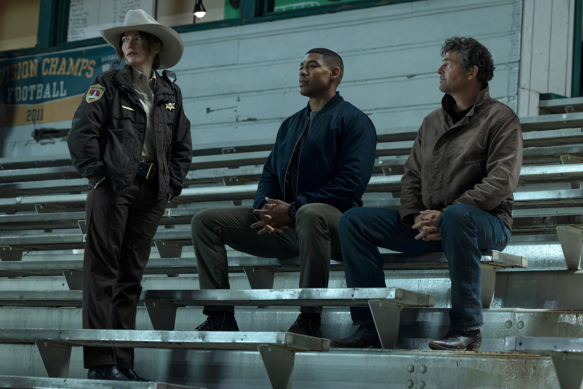 ‘Lanterns’ Premiere Shocker: Stars Kyle Chandler, Aaron Pierre and Show Creators Break Down That Time Jump and Cliffhanger