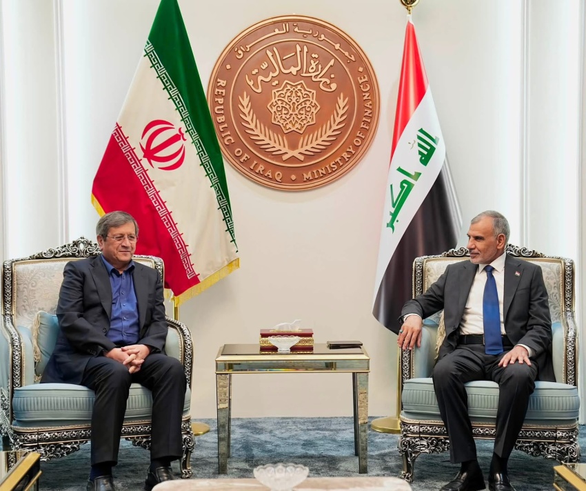 وزير المالية يبحث مع محافظ المركزي الإيراني تداعيات إغلاق مضيق هرمز وتأثيرها على اقتصاد العراق