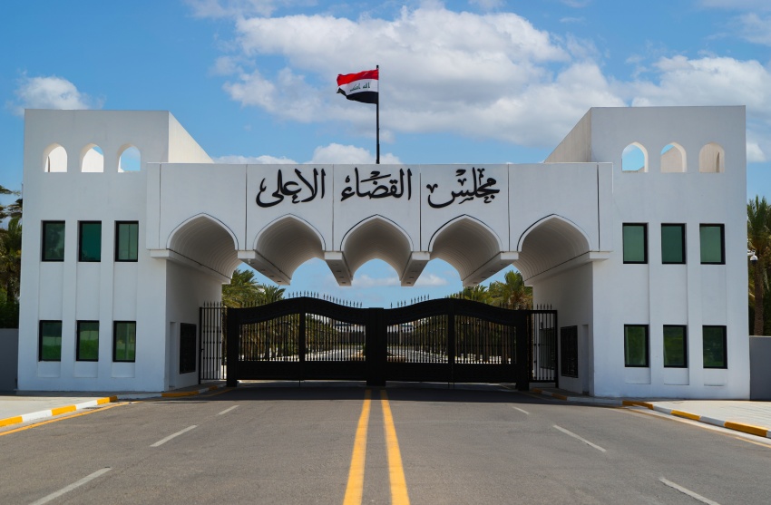 قرار قضائي بتوقيف مدير مكتب وزير النقل وضابط بالخطوط الجوية على خلفية ملف إعادة طائرة