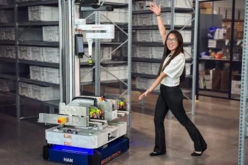 Warehouse robotics company Brightpick expands partnership with Dr. Max Group