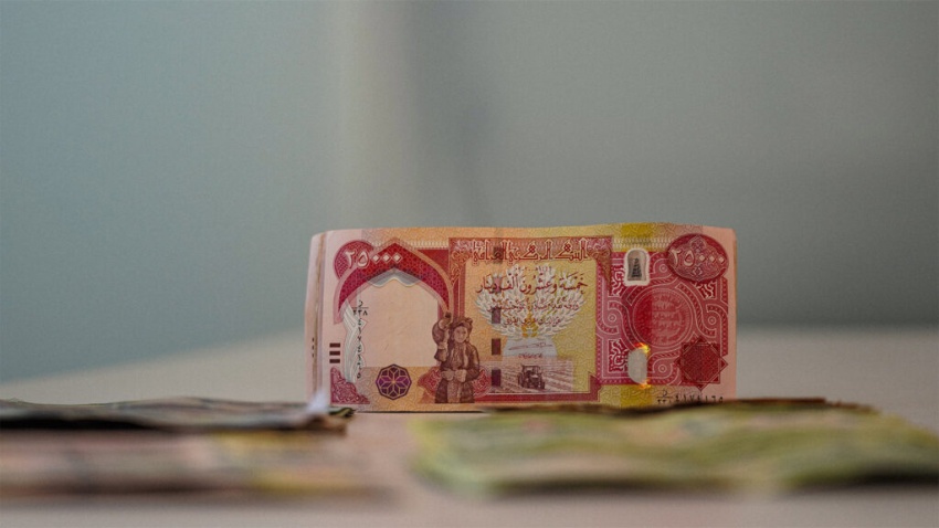بين الامتيازات والتداعيات.. مختص يكشف لــ "بغداد اليوم" تفاصيل حذف الاصفار من الدينار