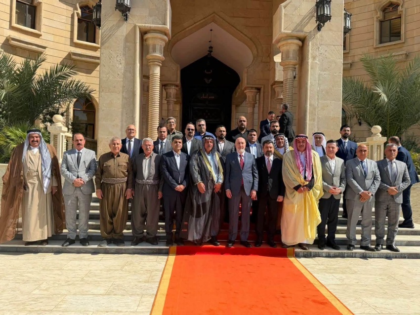 وفد من خانقين يُسلّم رئيس الجمهورية ورقة بـ 12 مطلباً أمنياً وإدارياً