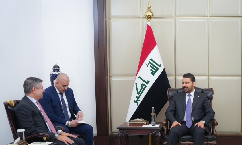 الزيدي والقائم بالأعمال الأمريكي يبحثان تعزيز الشراكة الثنائية وخفض التوتر بالمنطقة
