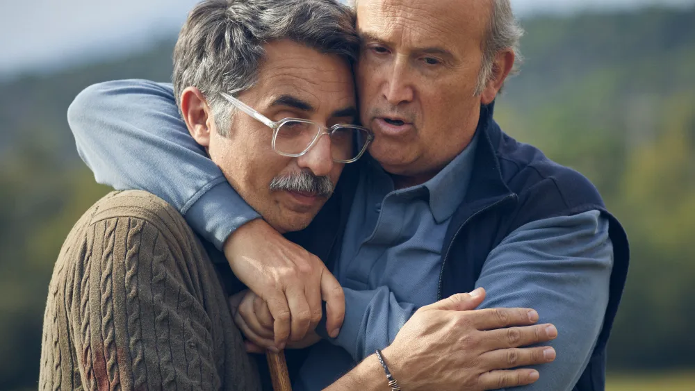Writer-Star Berto Romero, Director Javier Ruiz Caldera Unpack San Sebastian Buzz Title ‘5 More Minutes’: ‘Characters and Audience Should Feel Every Second’s Weight’