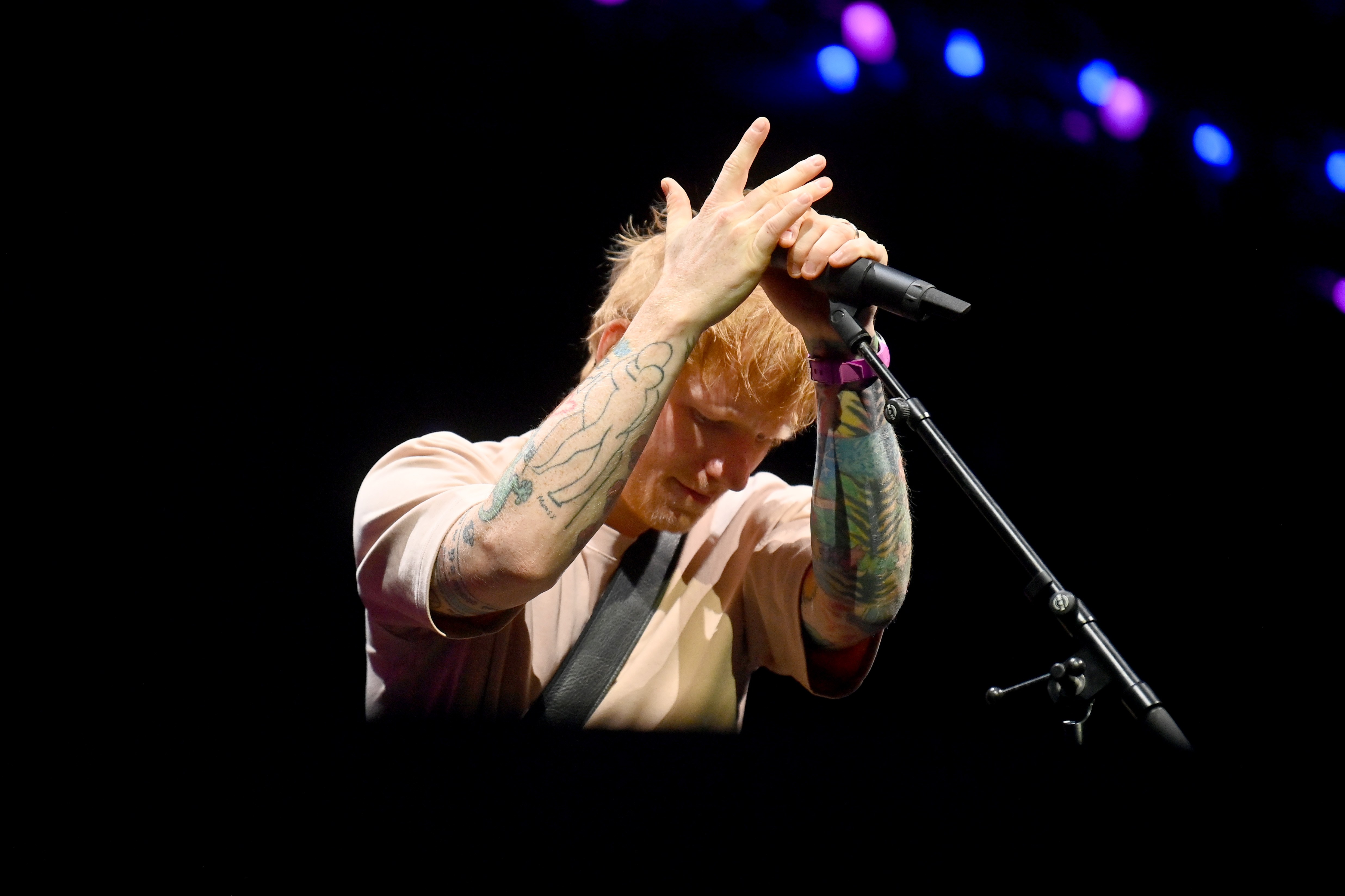 At Ed Sheeran’s Philadelphia Concert, Fans Shrug Off ‘Attempted Cancellation’ and Praise His Onstage Remarks: ‘It Brought a Tear to My Eye’