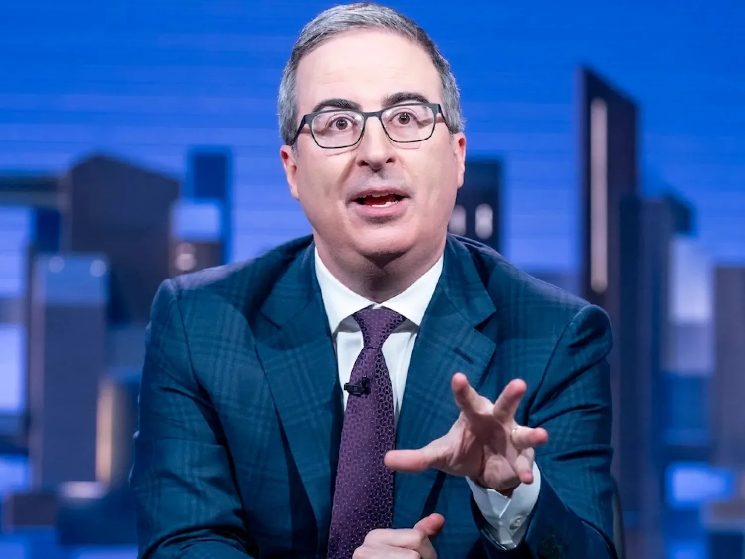 John Oliver Takes Swipe at David Ellison and His ‘Business Daddy’ Larry Ellison on ‘Last Week Tonight’