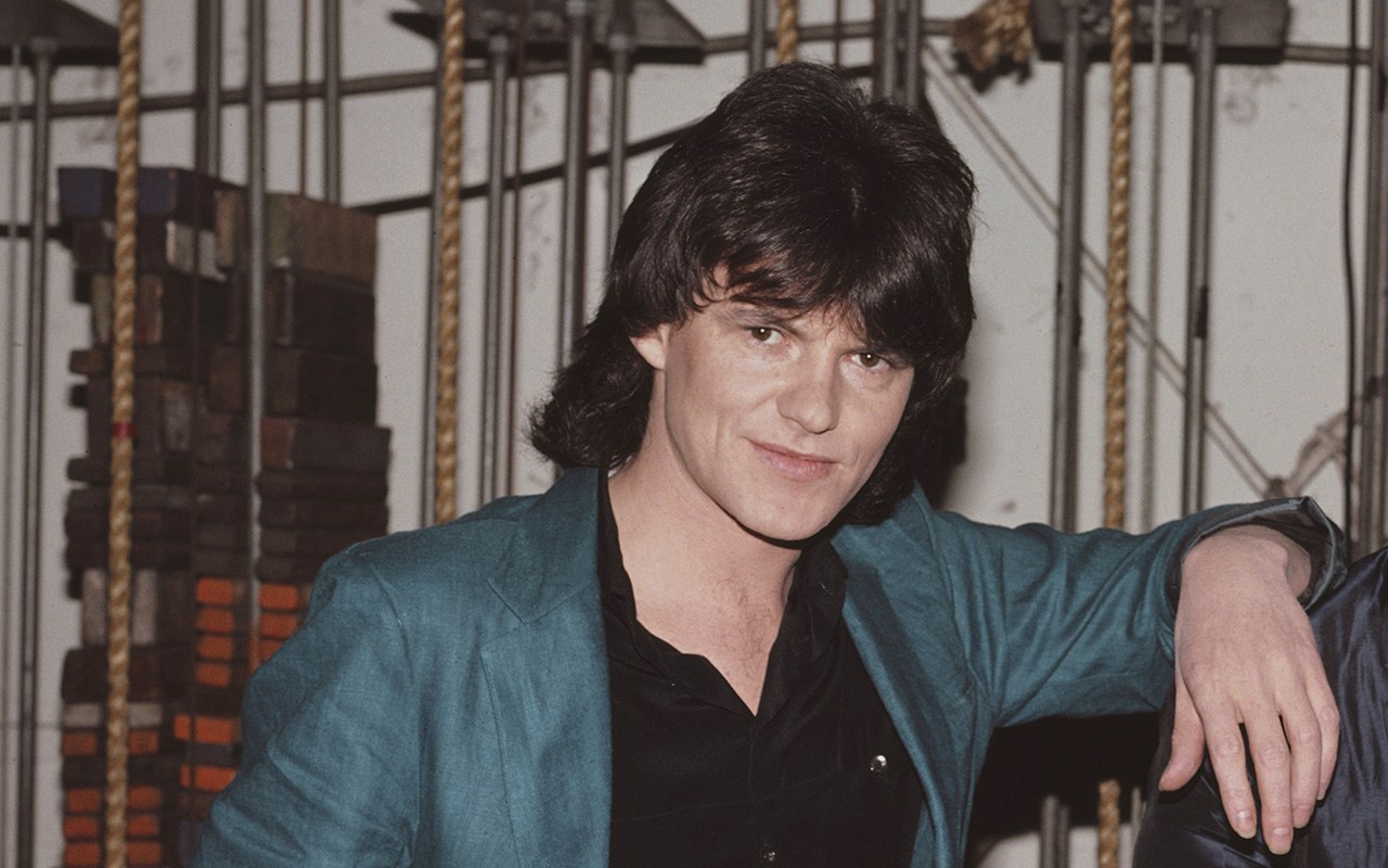 Pete Byrne, Naked Eyes Vocalist Who Sang ‘Always Something There to Remind Me,’ Dies at 74