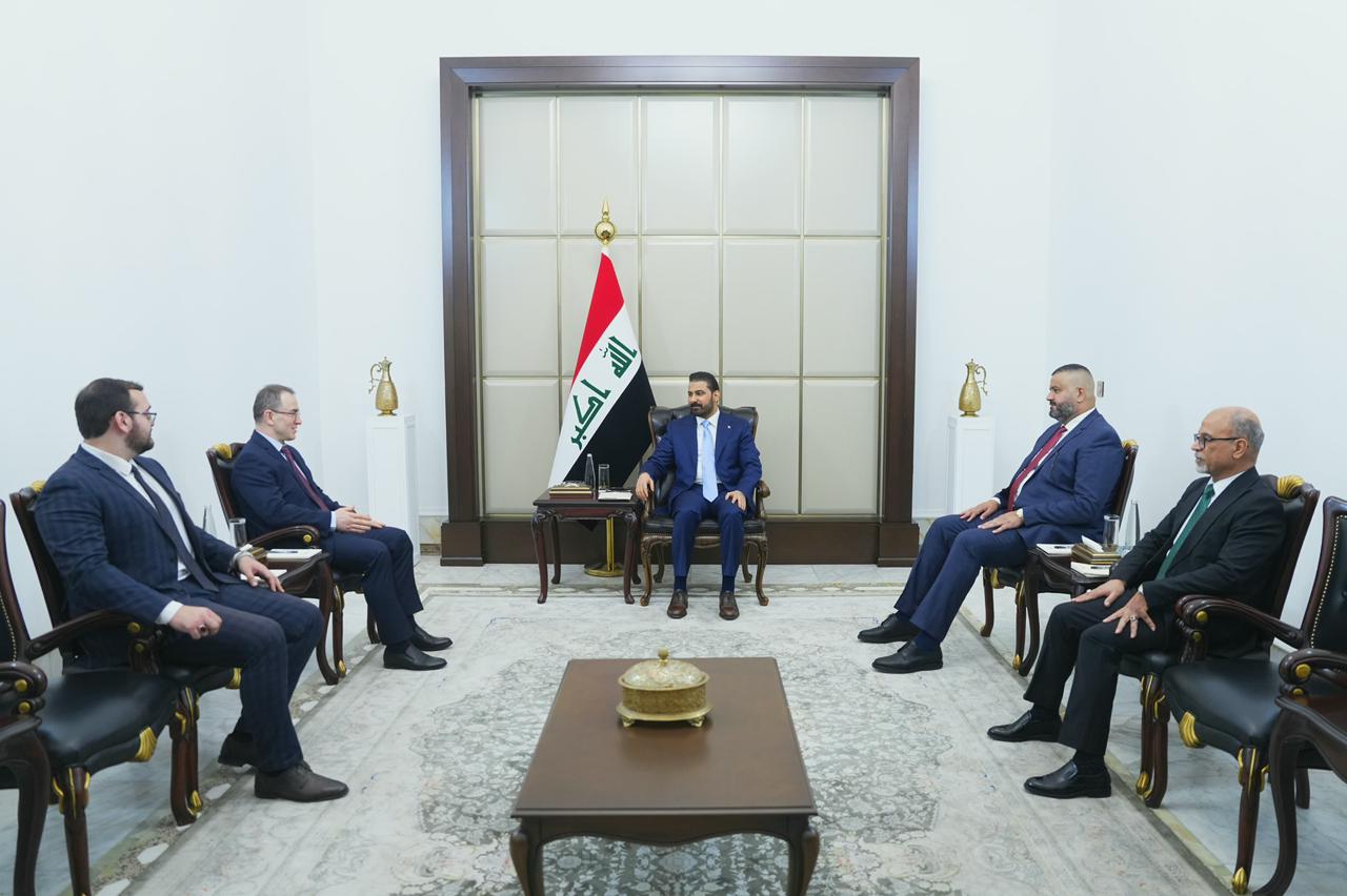 رئيس الوزراء علي الزيدي يستقبل السفير الروسي لدى العراق ويؤكدان أهمية العلاقات الثنائية